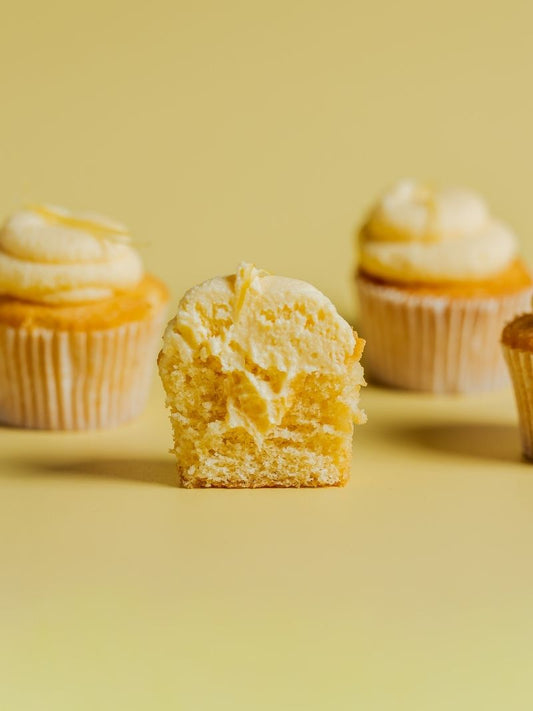 Lemon Curd Cupcake