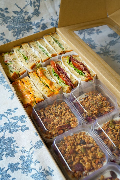 Sandwiches & Parfaits