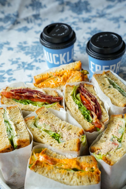 Sandwiches & Salads