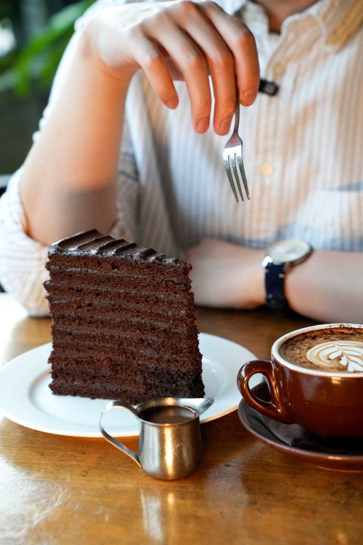 10 Layer Choc Cake (Slice)
